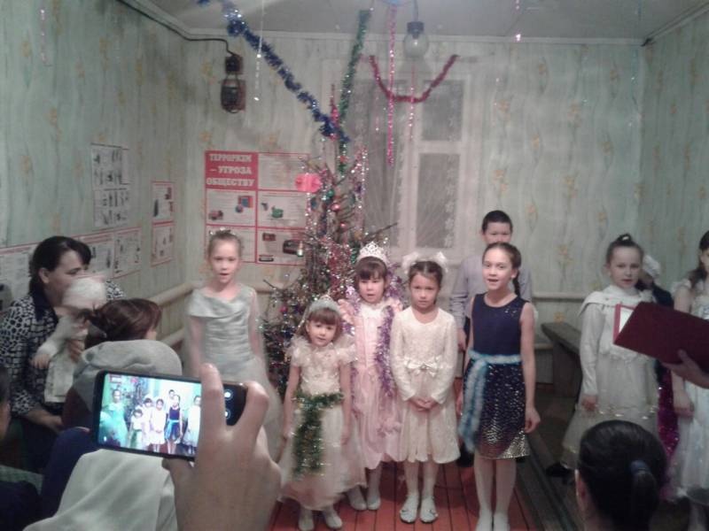 "Яшел чыршы янынды"129835