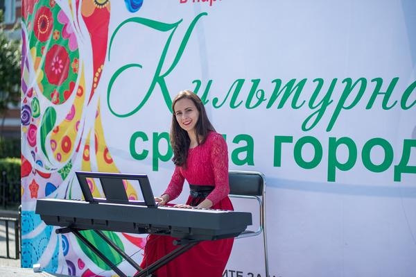 Улица Гагарина. День Нефтяников.90099