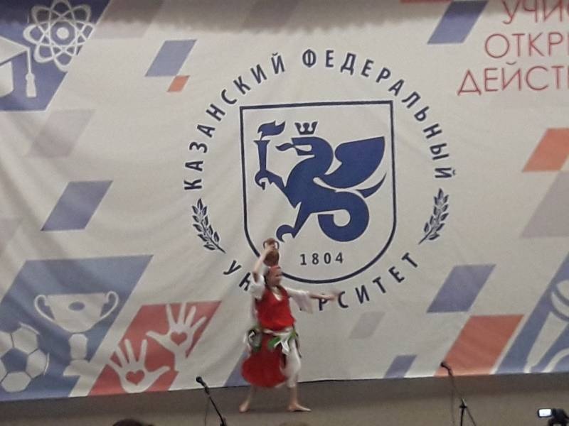 Рождественский концерт.  Детский университет. Казань.130391