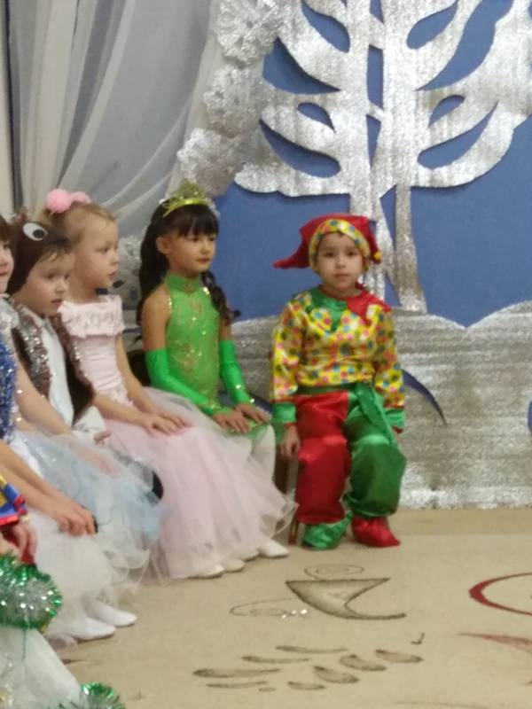 Утренник у сестренки131553