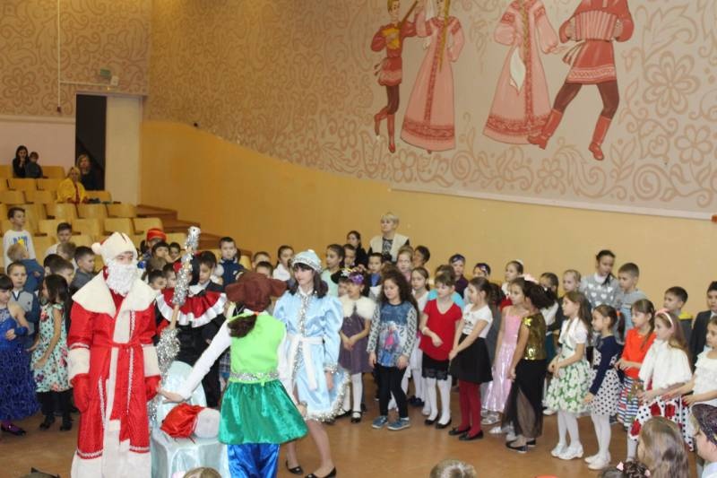 Новый год в школе 16