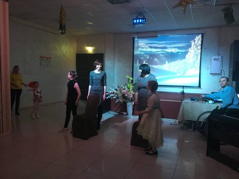 Концерт в КРЦ в честь Дня Мам114073