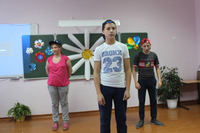 Праздничный концерт в школе117675