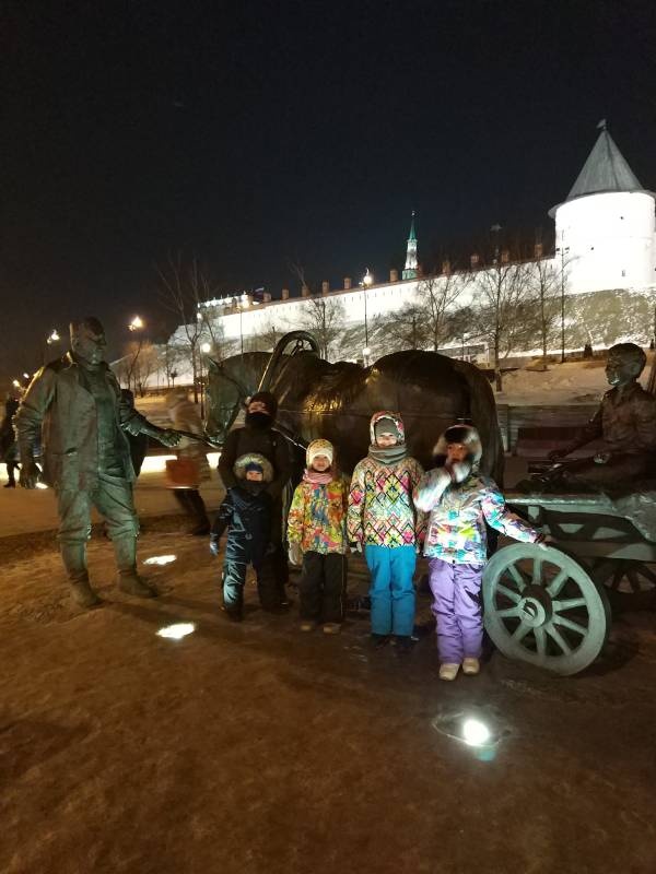 Памятник Благотворителю135887