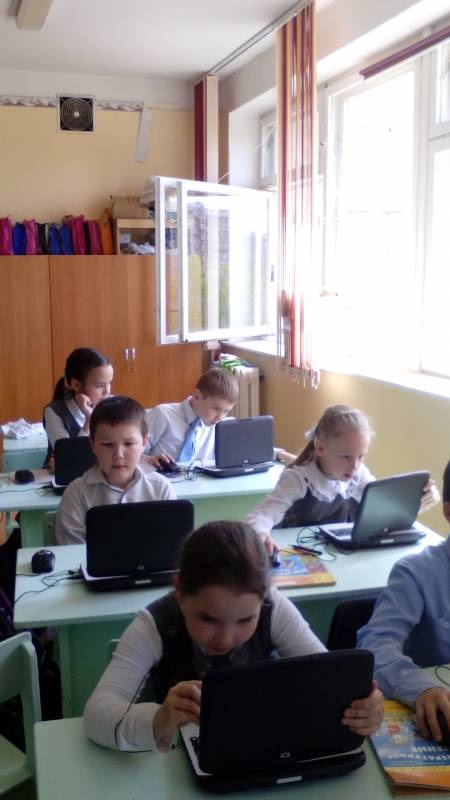 Школьная жизнь 235