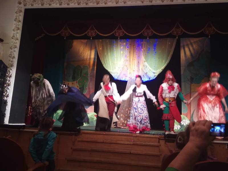 "Пока цветет роза" спектакль Сызранского драмтеатра.94815