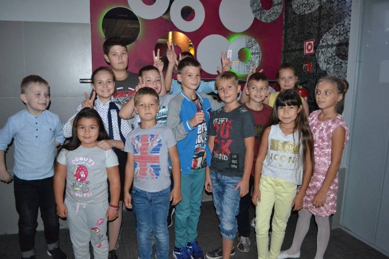 В боулинг с друзьями!158410
