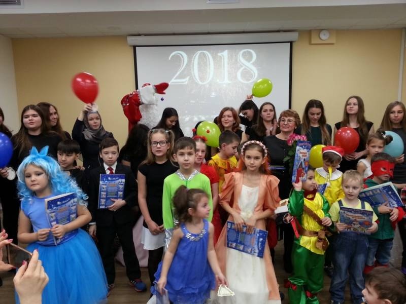 Спектакль "Путешествие в ХХХ век"135117