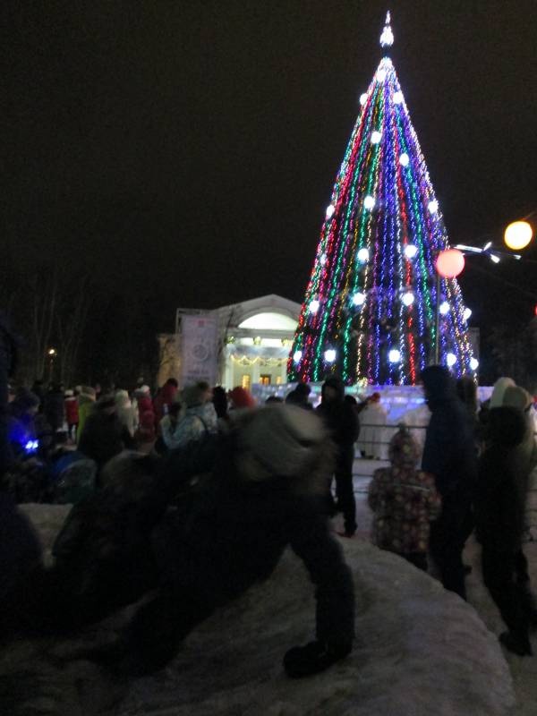 Открытие Центральной городской елки. Театрализованное представление. 23.12.2017130222