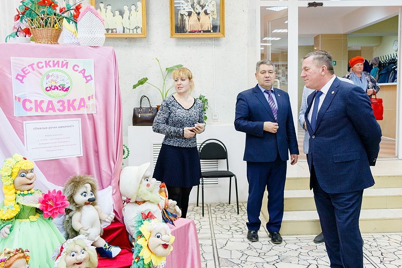 Праздничный концерт ко дню мамы106598