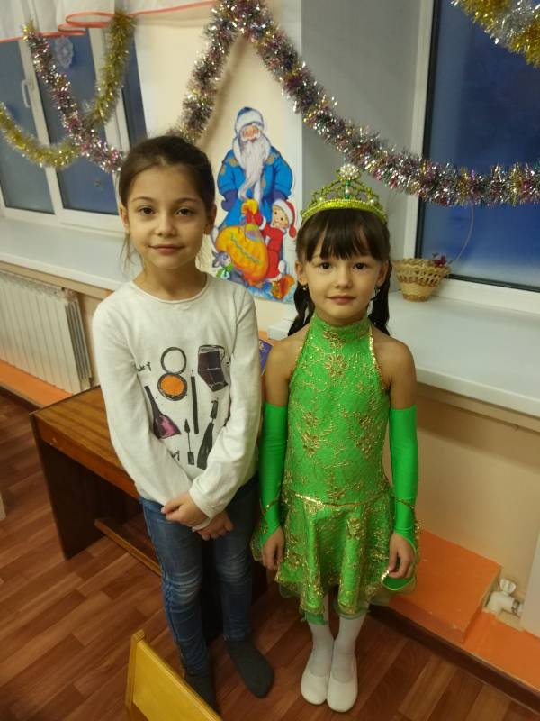Утренник у сестренки131544