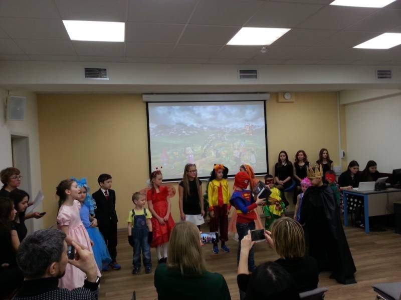 Спектакль "Путешествие в ХХХ век"135066