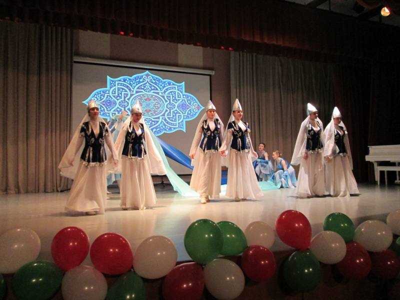 Юбилейный концерт ансамбля Тамчылар - 15 лет.137329