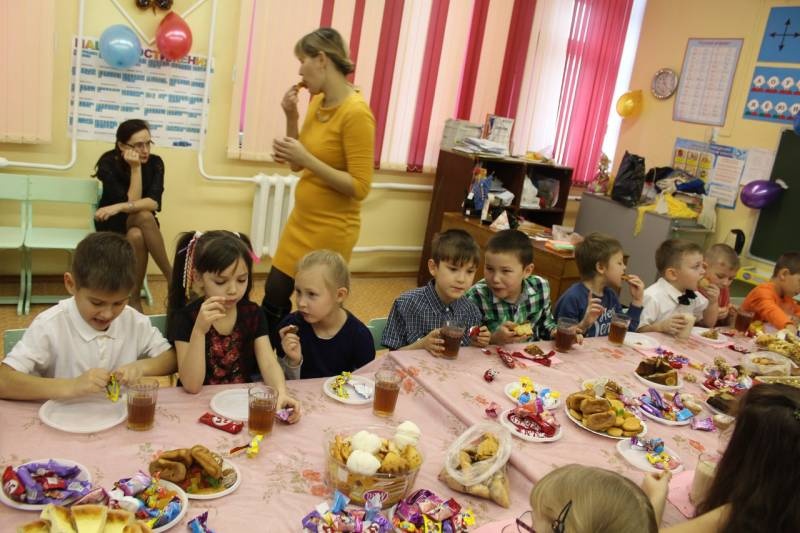 День мамы в 50 школе 56