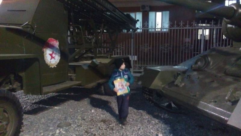 Выставка военного транспорта. 8 миля. 22.11.17.102306