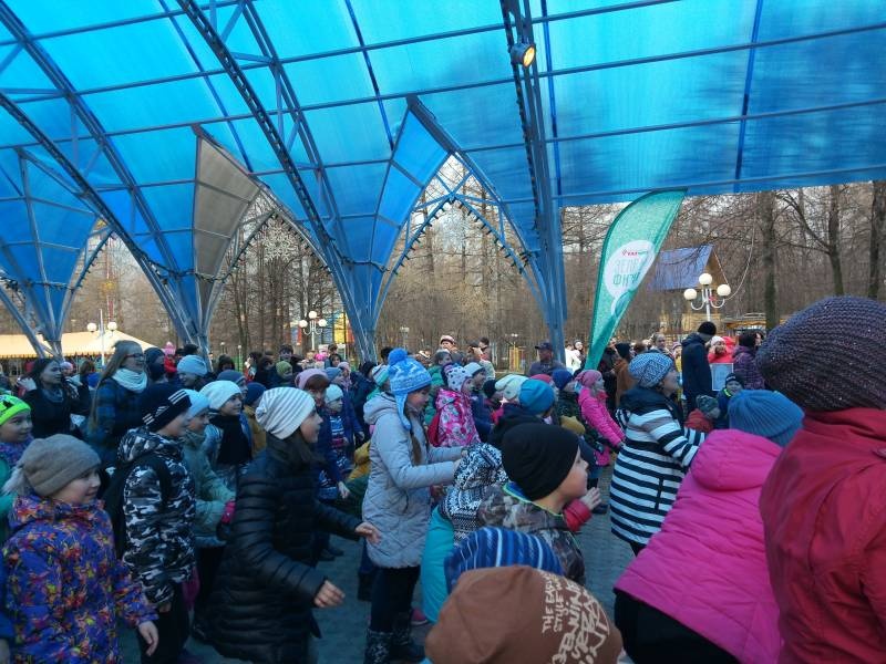 дружно на зеленый фитнес90268