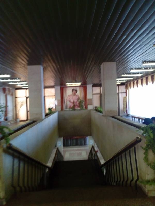 Спектакль Три кода в Концертном зале С. Садыковой 5