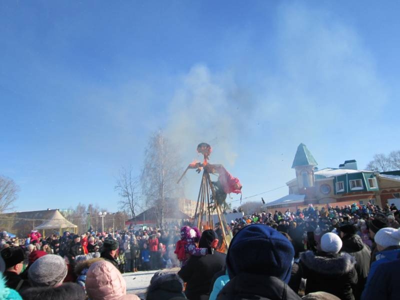 Мероприятие "Широкая масленица". Проводы зимы в Бугульме. 18.02.2018138953