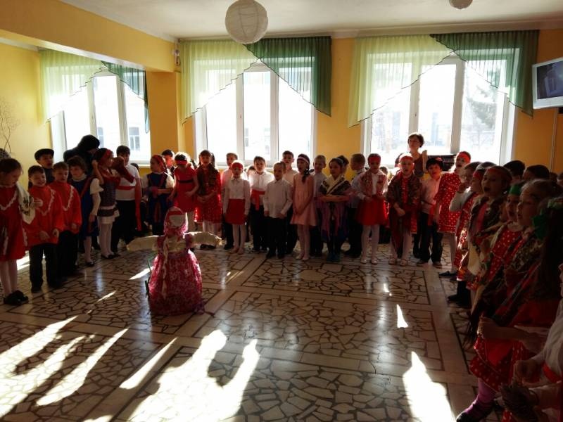 Масленица в школе139360