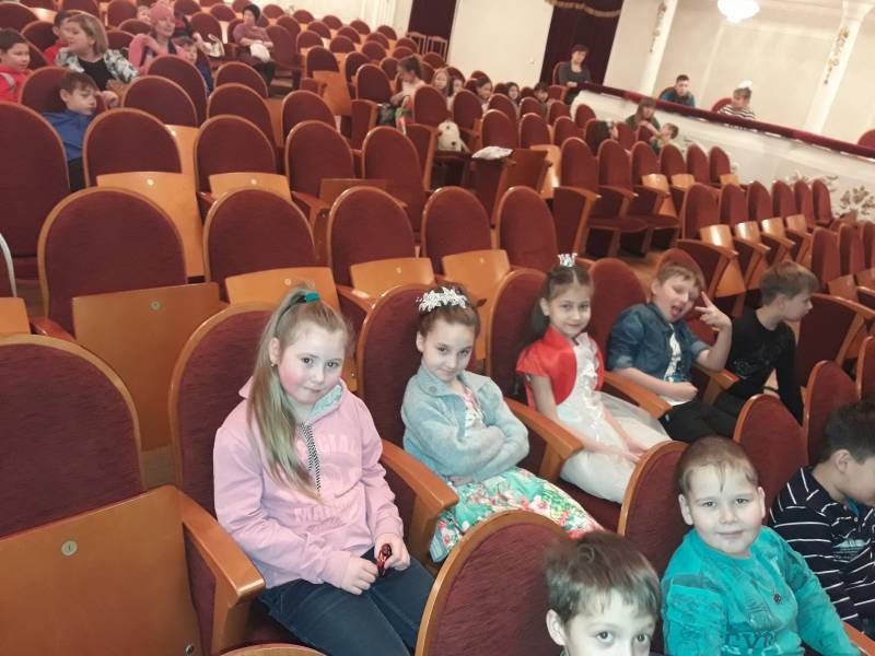 Новогоднее представление. Драматический театр. Бугульма.130524