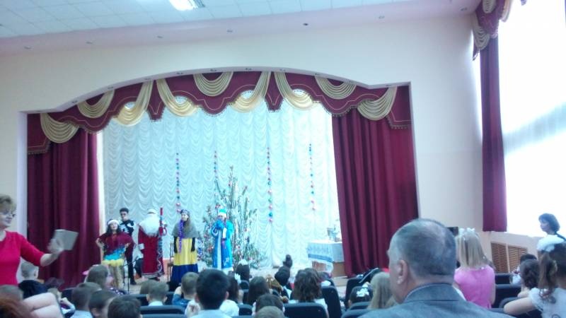 Новогодний утренник в школе. СОШ 20. 19.12.2017г.128521