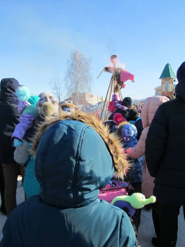 Мероприятие "Широкая масленица". Проводы зимы в Бугульме. 18.02.2018138951