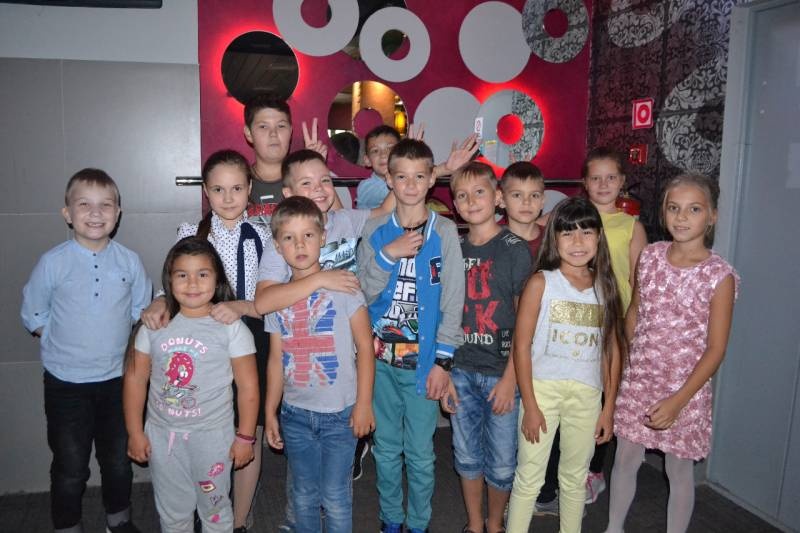 В боулинг с друзьями!158411