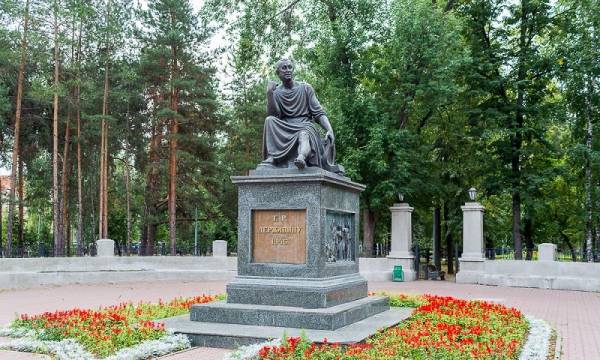 Всероссийский фестиваль поэзии, посвященный 274-летию со дня рождения Гавриила Державина