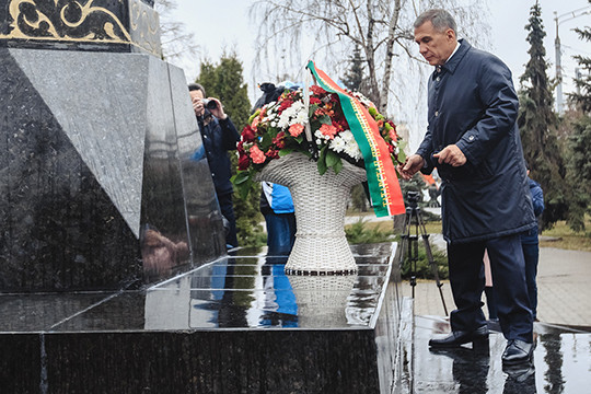 Сегодня День родного языка