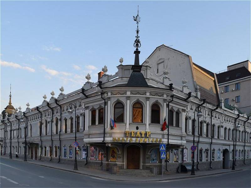 Казанский ТЮЗ приглашает горожан на экскурсию по старинному особняку с привидениями