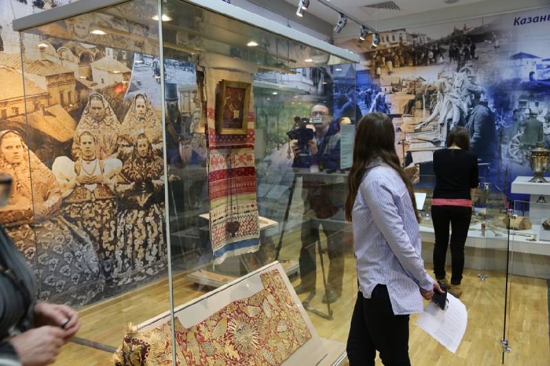 Выставка «Вдоль Волги и Каспия: наследие Шелкового пути»