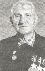 Полный кавалер ордена «Славы» Наумов Петр Иванович