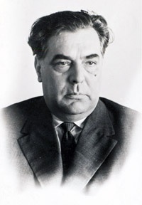 Памятник А.Т.Шмарёву
