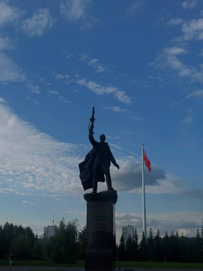 Памятник