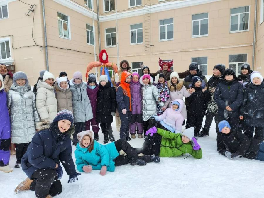 Праздник " Солнце в Маслëнке" .